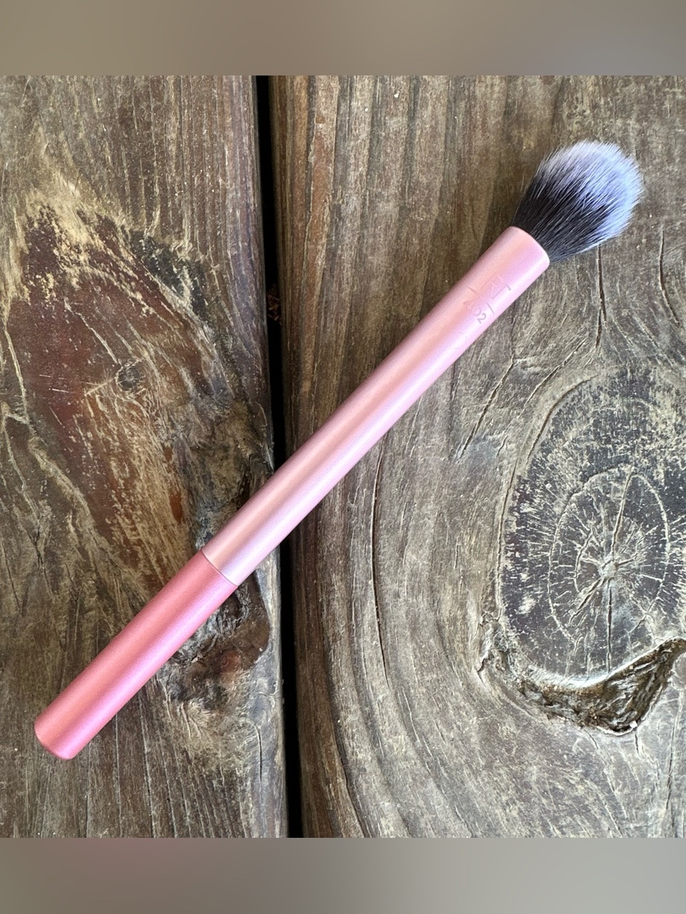 Real Techniques- setting brush- 402